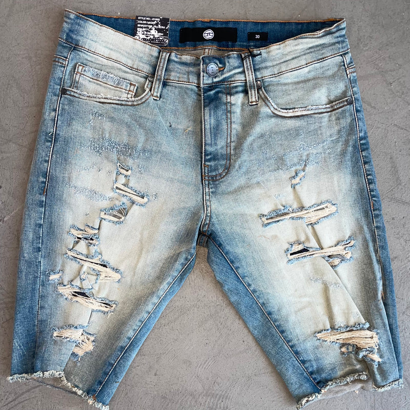 Lager Distressed Jean Short